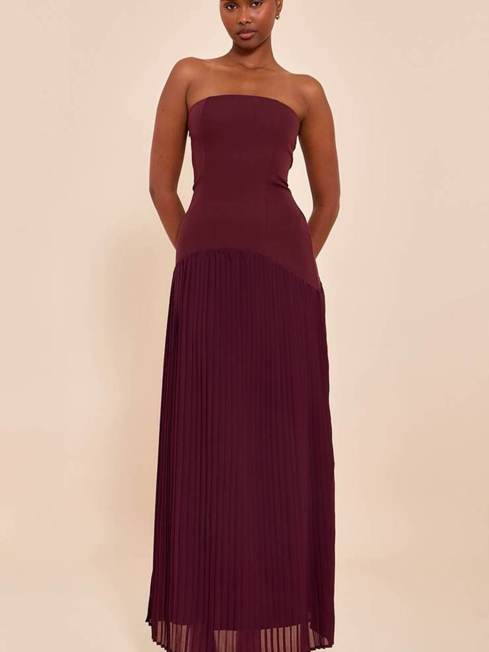 NWT PrettyLittleThing Plum Woven Bandeau Pleated Drop Waist Maxi Dress US 12 L